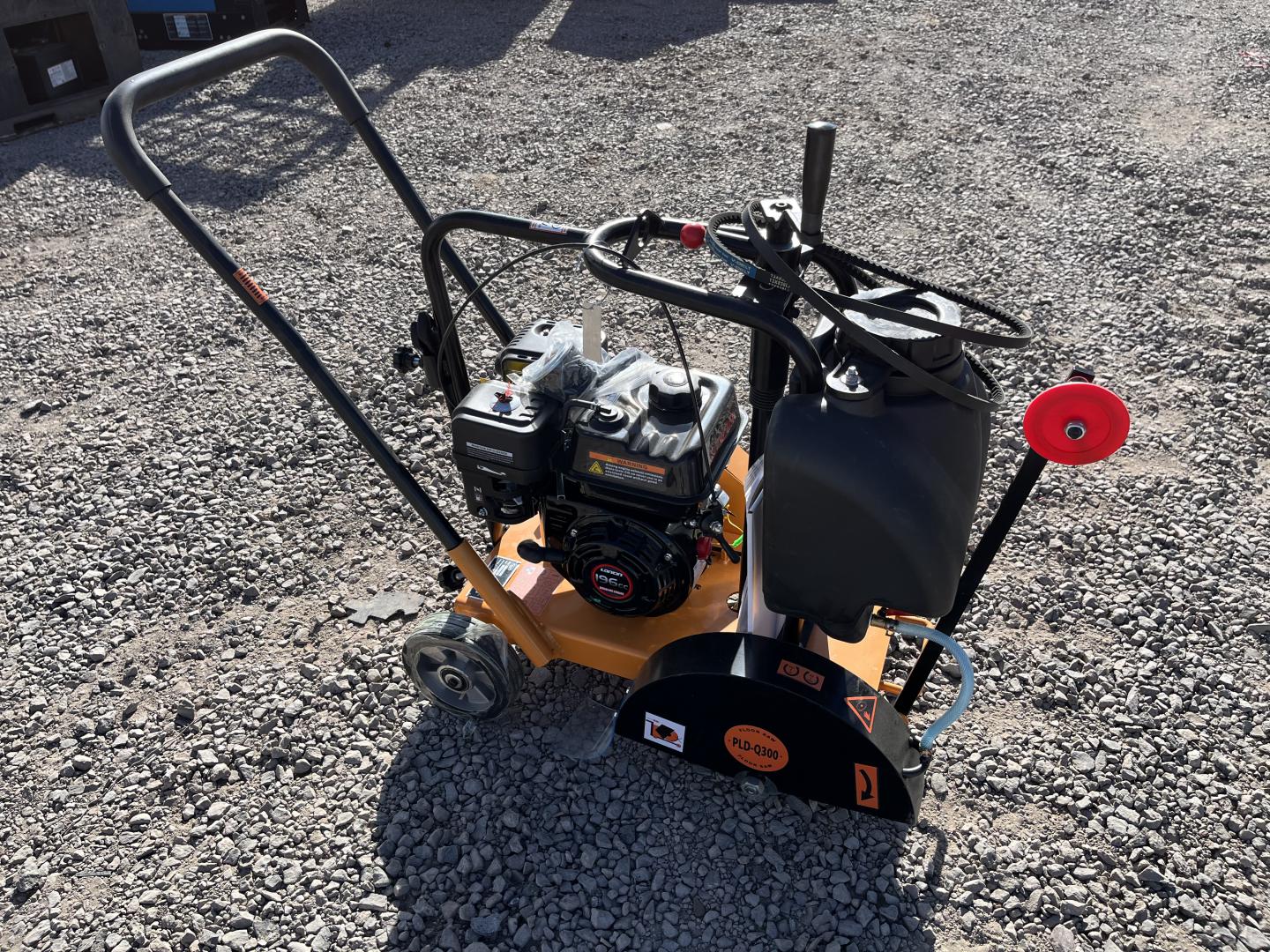 ./imagenes/INVOICE/2019/17460/CORTADORA DE CONCRETO PALADIN PLD-Q300 (11).JPG